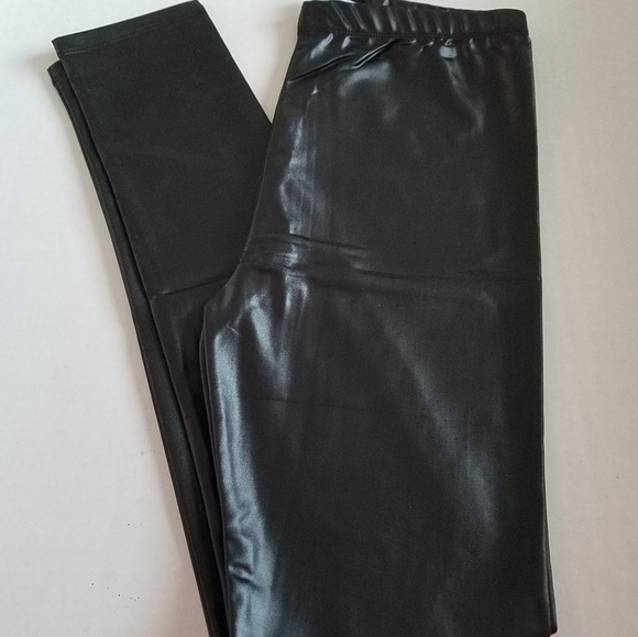 Fuax Leather Leggings - Picture 2 of 4
